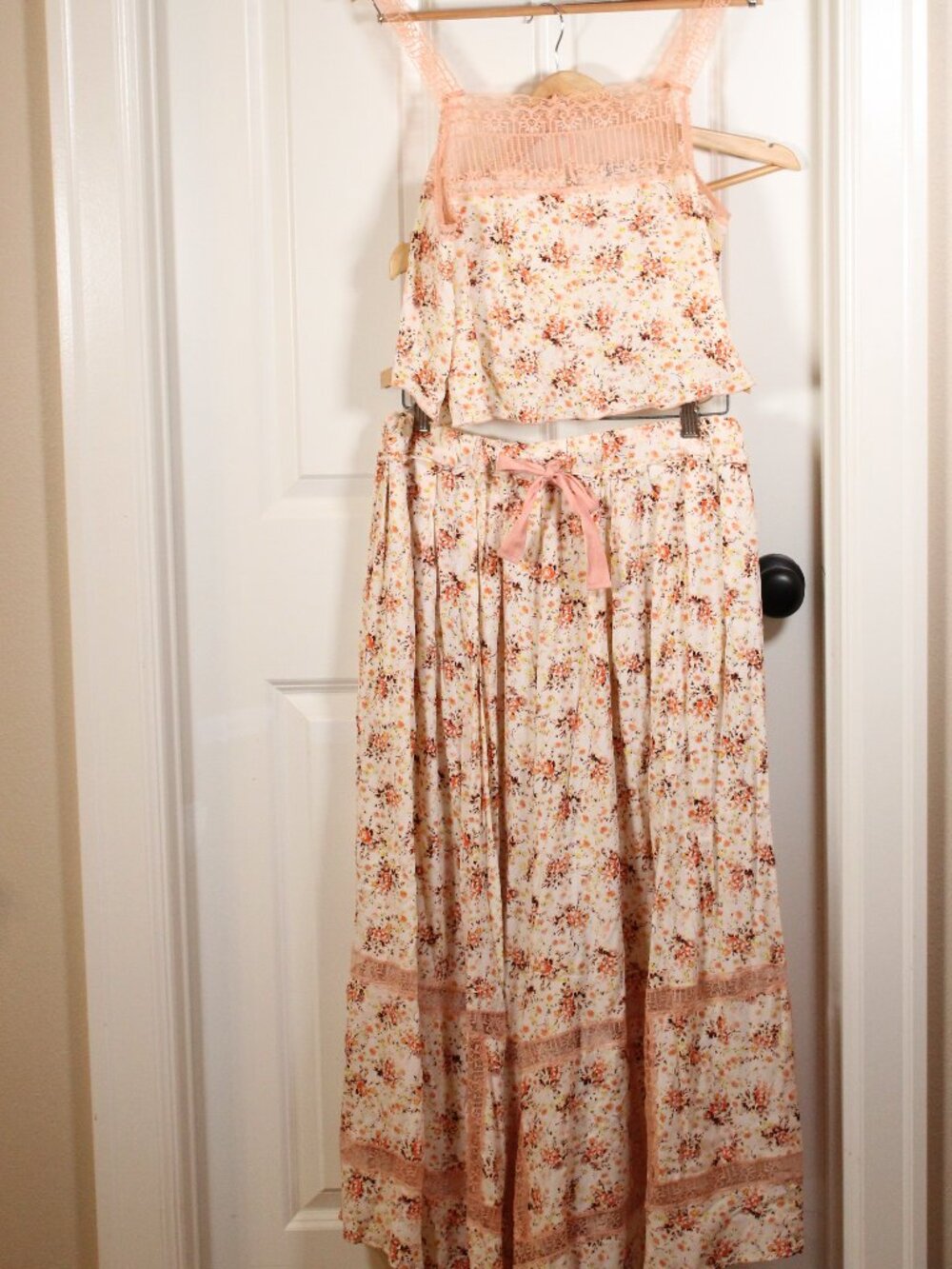 Free People Lovelorn floral lace lounge set size large